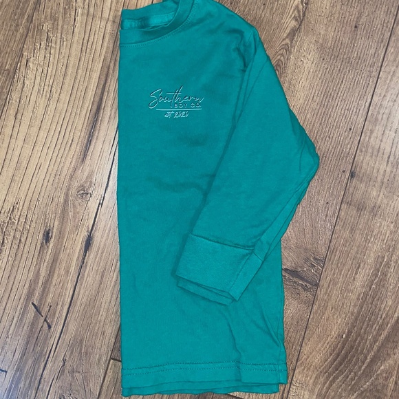 Southern Boy Feral Tee - Picture 2 of 2